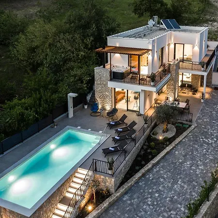 Villa Petram Bribir (Primorje-Gorski Kotar)